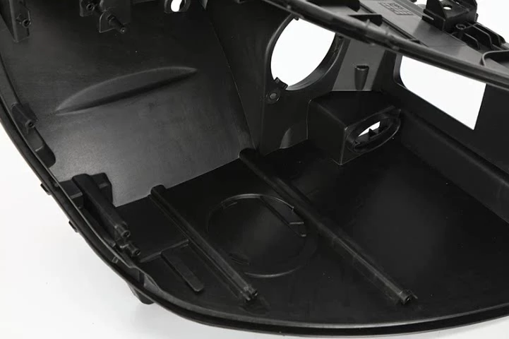 Mercedes-Benz C-Class Mercedes-Benz C-Class Front Headlight Rear Housing (Passenger Side) (Light frame)